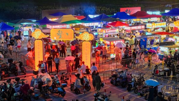 在线配资电话 “网红”如何“长红”，北上海这个美食夜市试图找到最佳答案